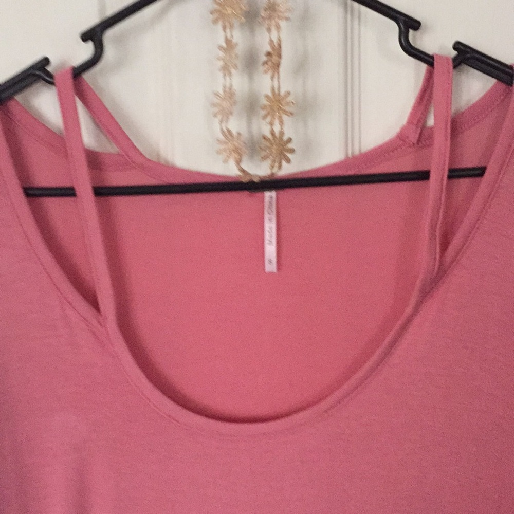 Blush Top Spring|Summer - Picture 2 of 2